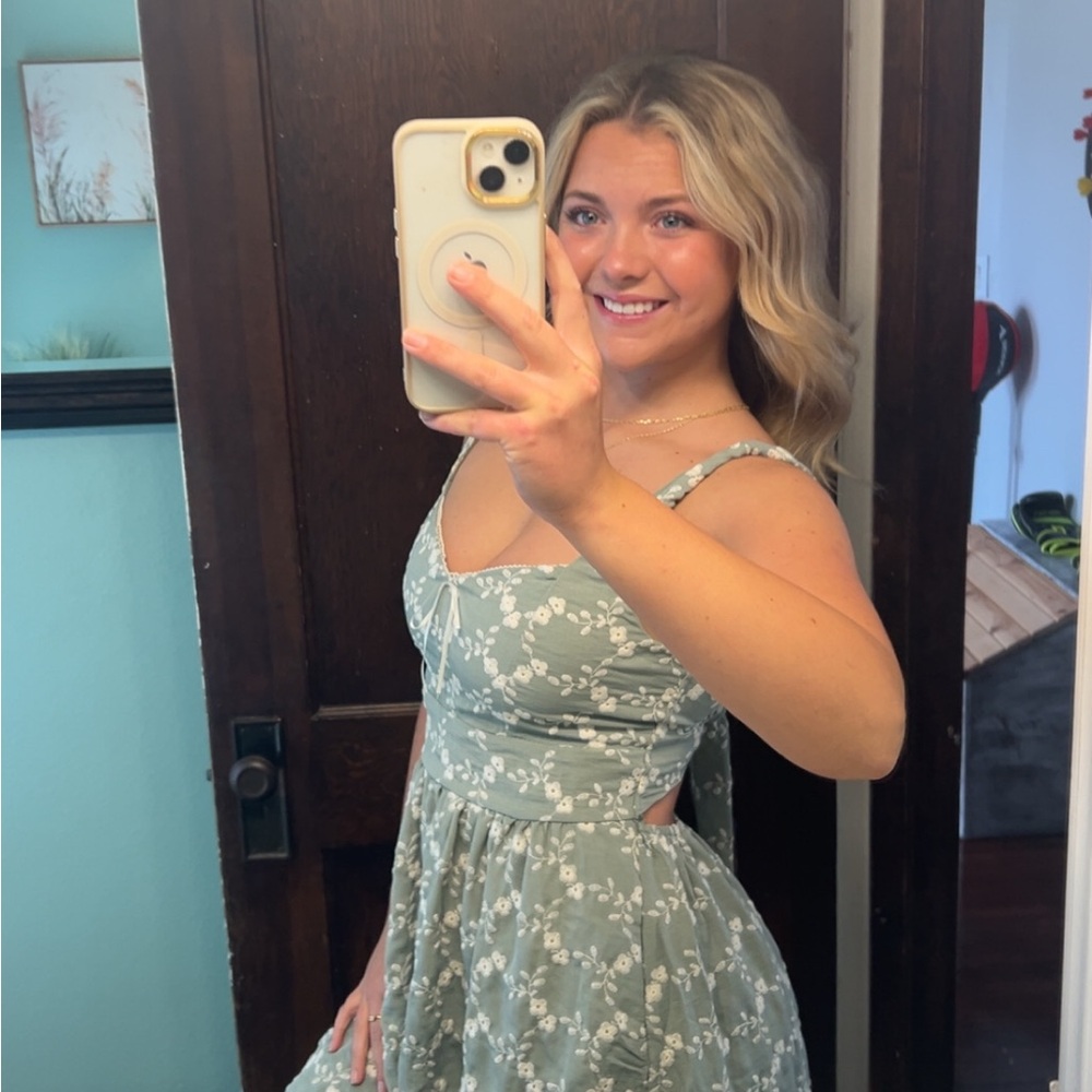 Trixxi Green Floral Mini Dress